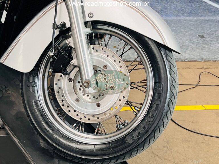 SHADOW 750 PRATA 18''_15