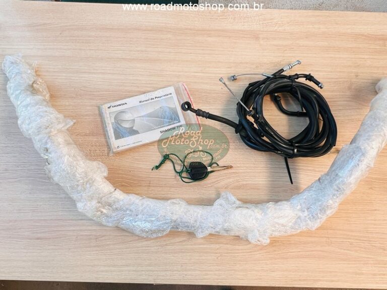 SHADOW 750 PRATA 18''_18