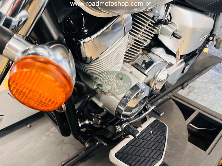 SHADOW 750 PRATA 18''_20