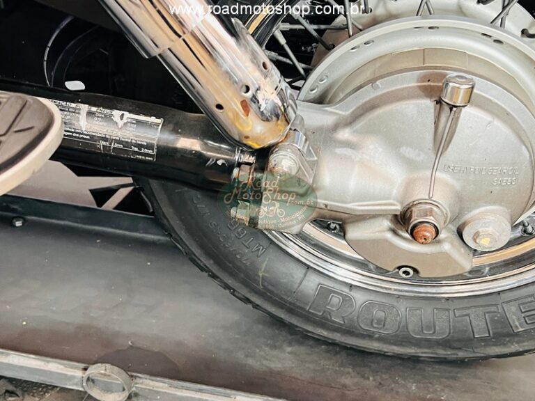 Shadow 750 preta com logo_12