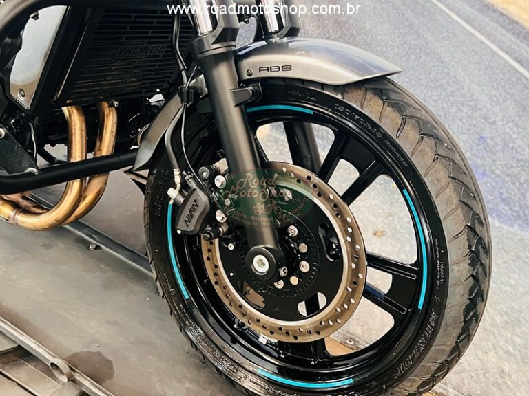 Vulcan 650 cafe 2025_6