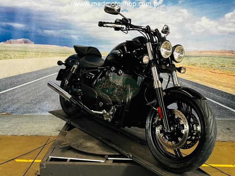 THUNDERBIRD PRETA 2013_6