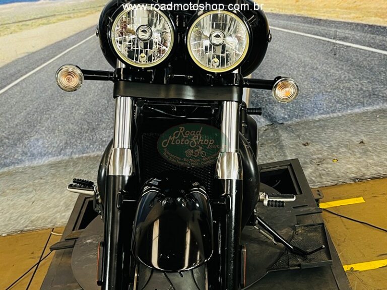 THUNDERBIRD PRETA 2013_9