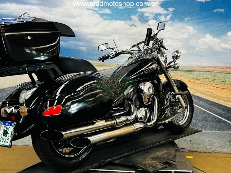 Vulcan 900 preta 2012_15