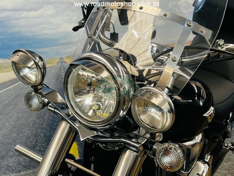 Vulcan 900 preta 2012_4