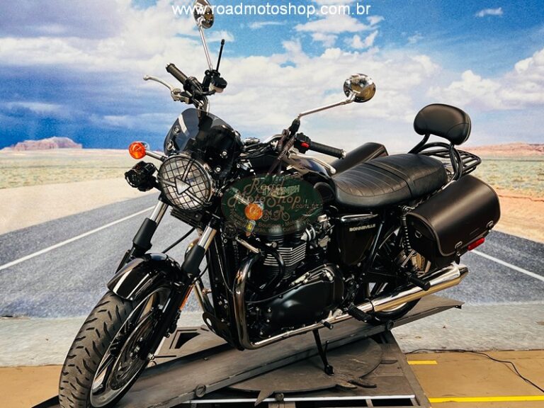 bonneville preta 800_12