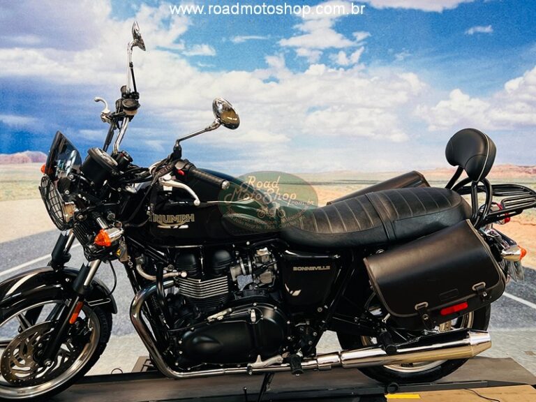 bonneville preta 800_13