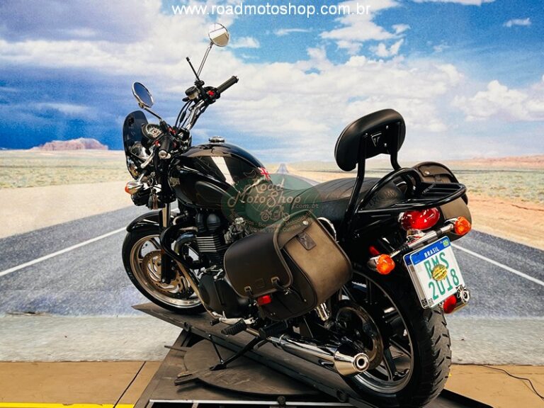 bonneville preta 800_15