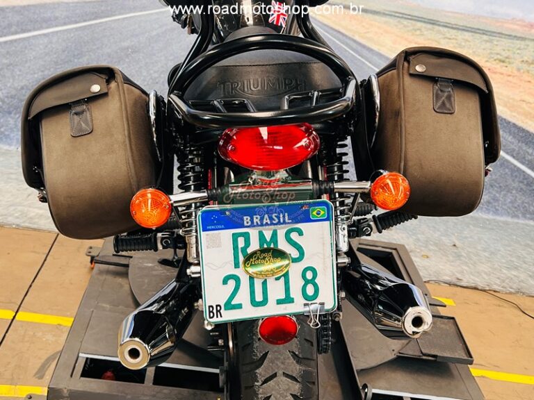 bonneville preta 800_17