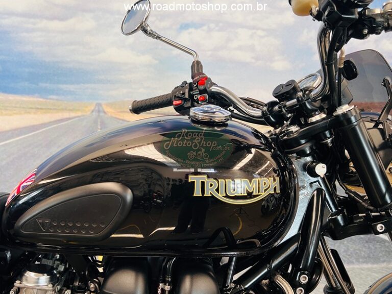 bonneville preta 800_3