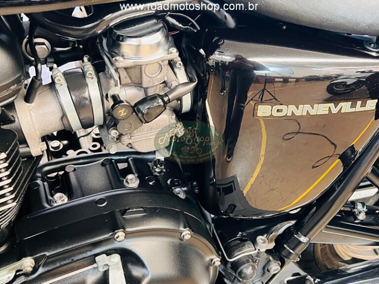 bonneville preta 800_9