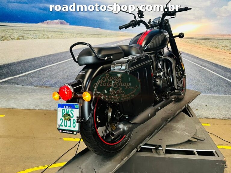 Classic 350 2025 Preta12