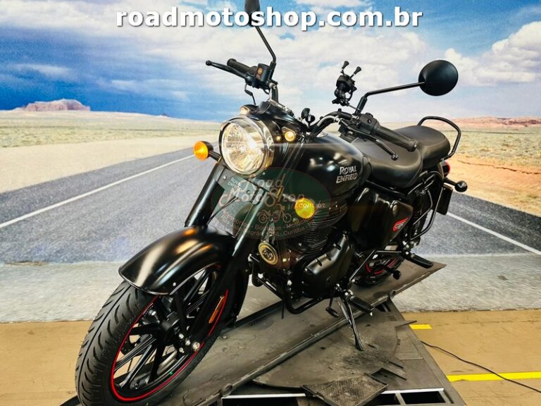 Classic 350 2025 Preta15