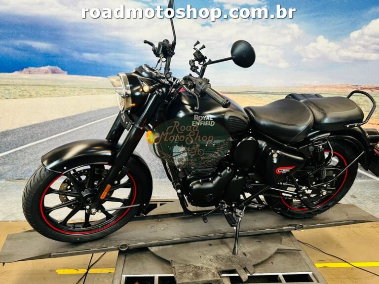 Classic 350 2025 Preta17