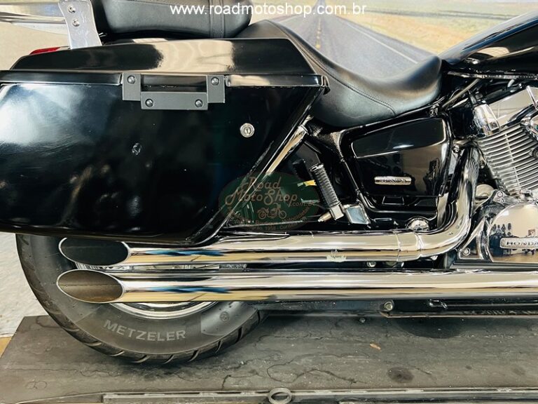 Shadow 750 2006 Michel_4