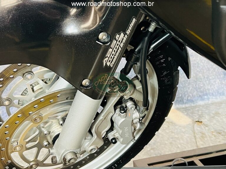 VARADERO 2009 PRETA_16