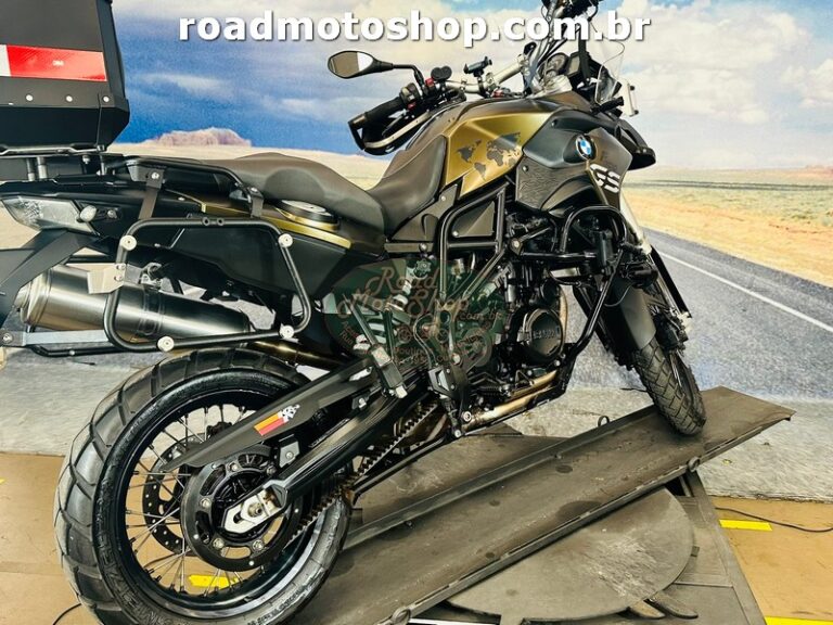 f800 GS 2013 Marrom 8005