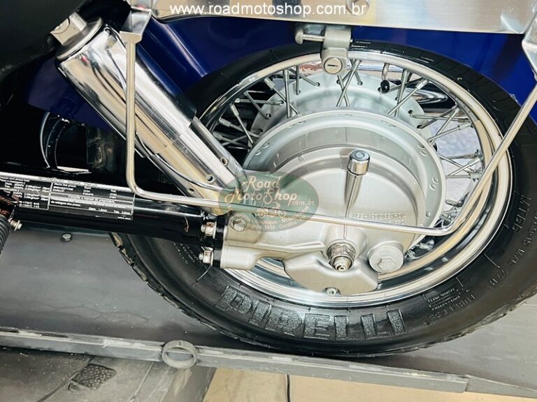 Shadow 750 Roxa Andre_12