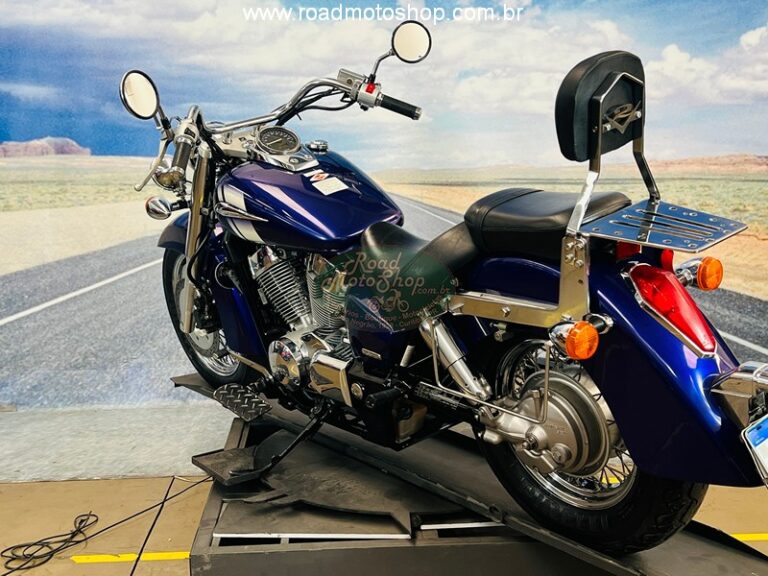 Shadow 750 Roxa Andre_16