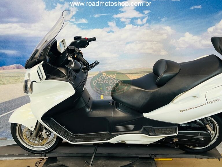 BURGMAN 650 BRANCA_2