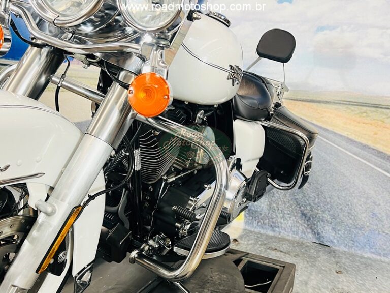 ROAD KING BRANCA LEILAO_20