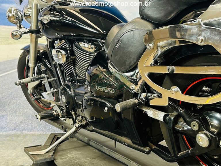 M800 2009 PRETA_15