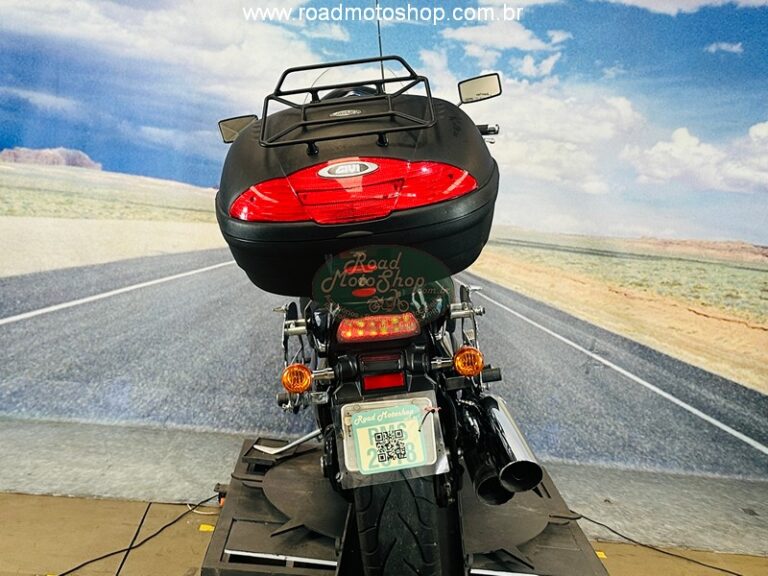 M800 2009 PRETA_18