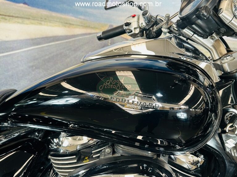 M800 2009 PRETA_4