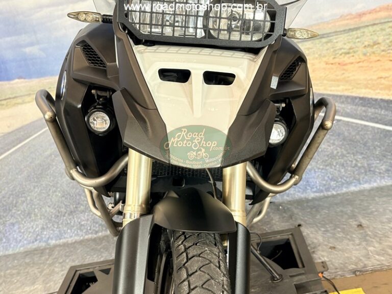 F800 Adventure branca_17