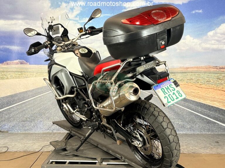F800 Adventure branca_7