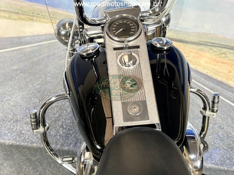 ROAD KING 2007 PRETA_14