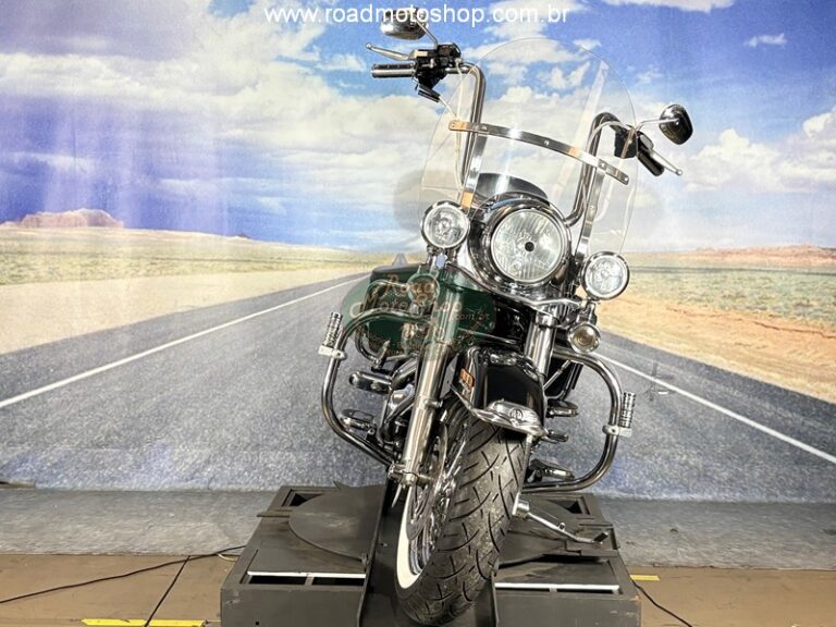 ROAD KING 2007 PRETA_20
