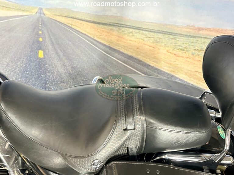 ROAD KING 2007 PRETA_3