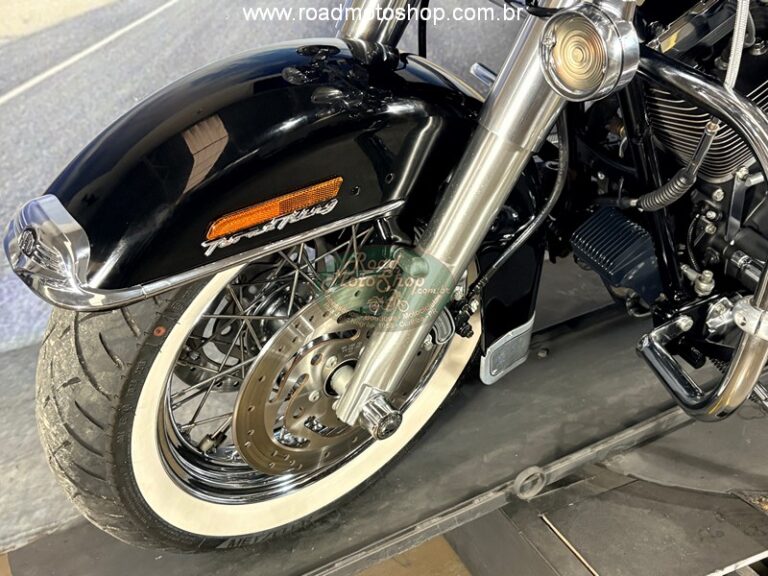 ROAD KING 2007 PRETA_6