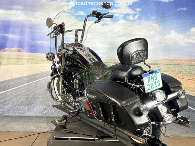 ROAD KING 2007 PRETA_8