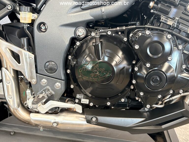 Triumph 1050 branca_14