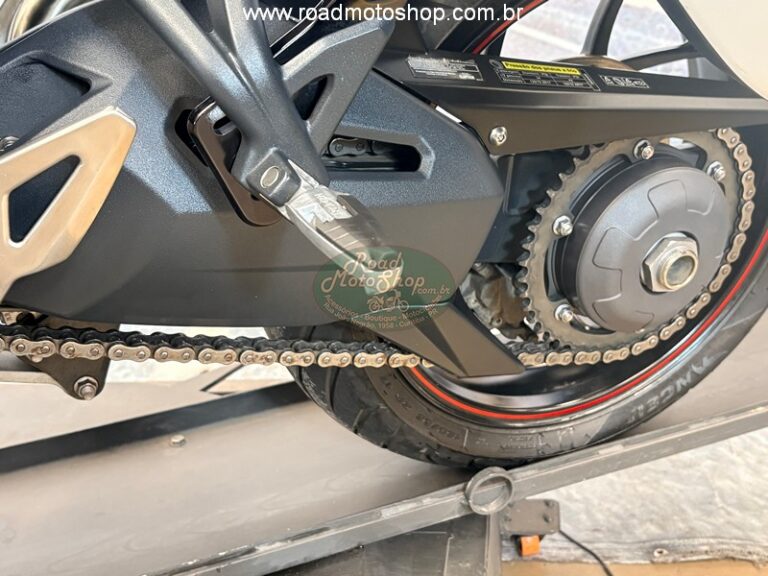 Triumph 1050 branca_7