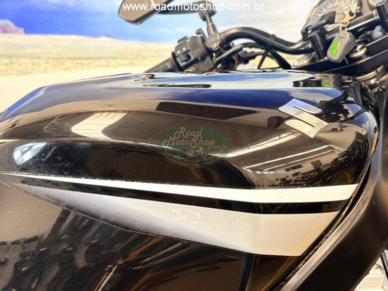 GS500 PRETA_20