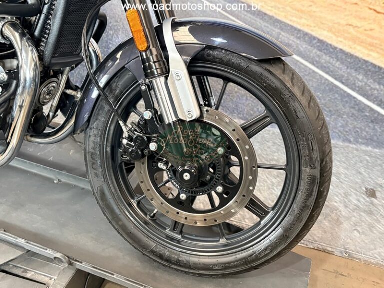 Super meteor 650 preta_4