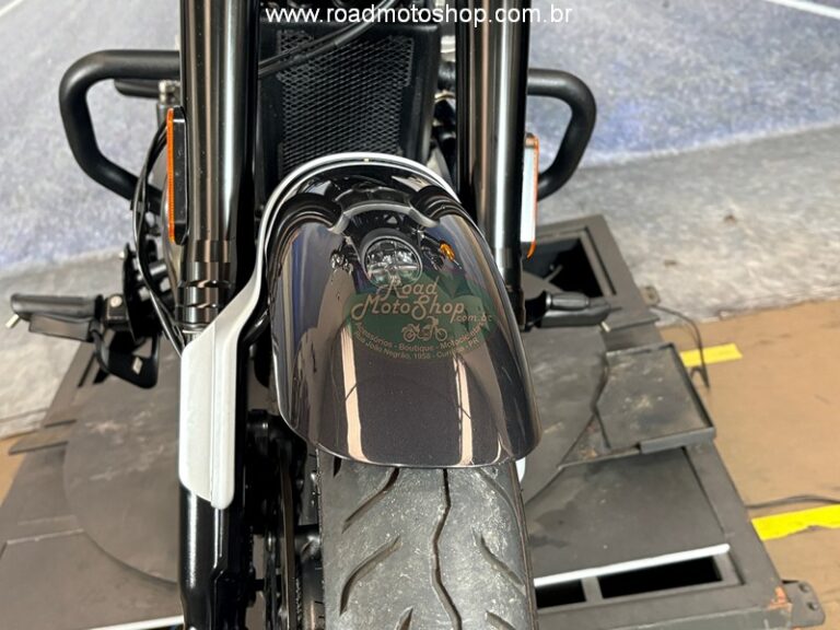 Super meteor 650 preta_6